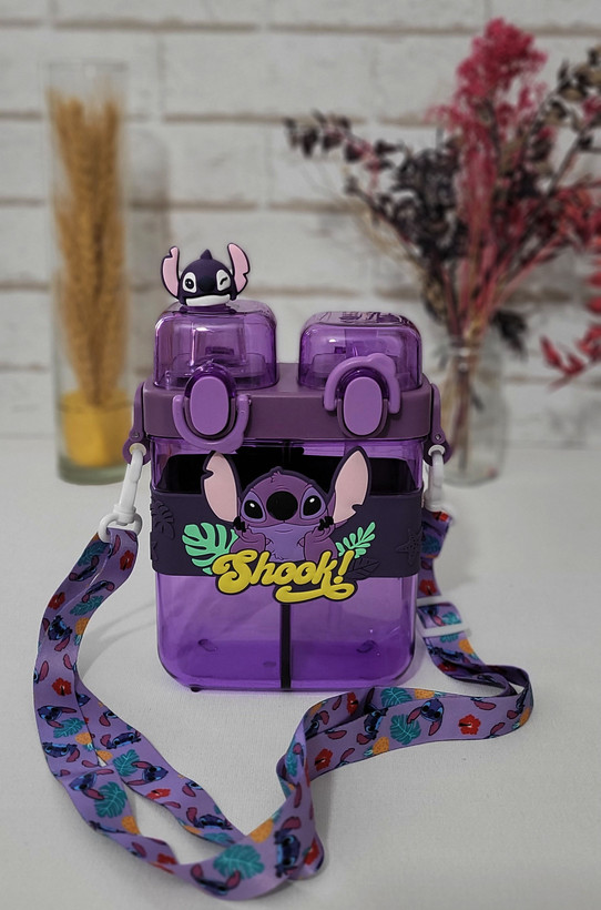 قمقمه فانتزی دو مخزنه طرح استیچ وارداتی – دو درب دهنی و نیدار با بند دوشی